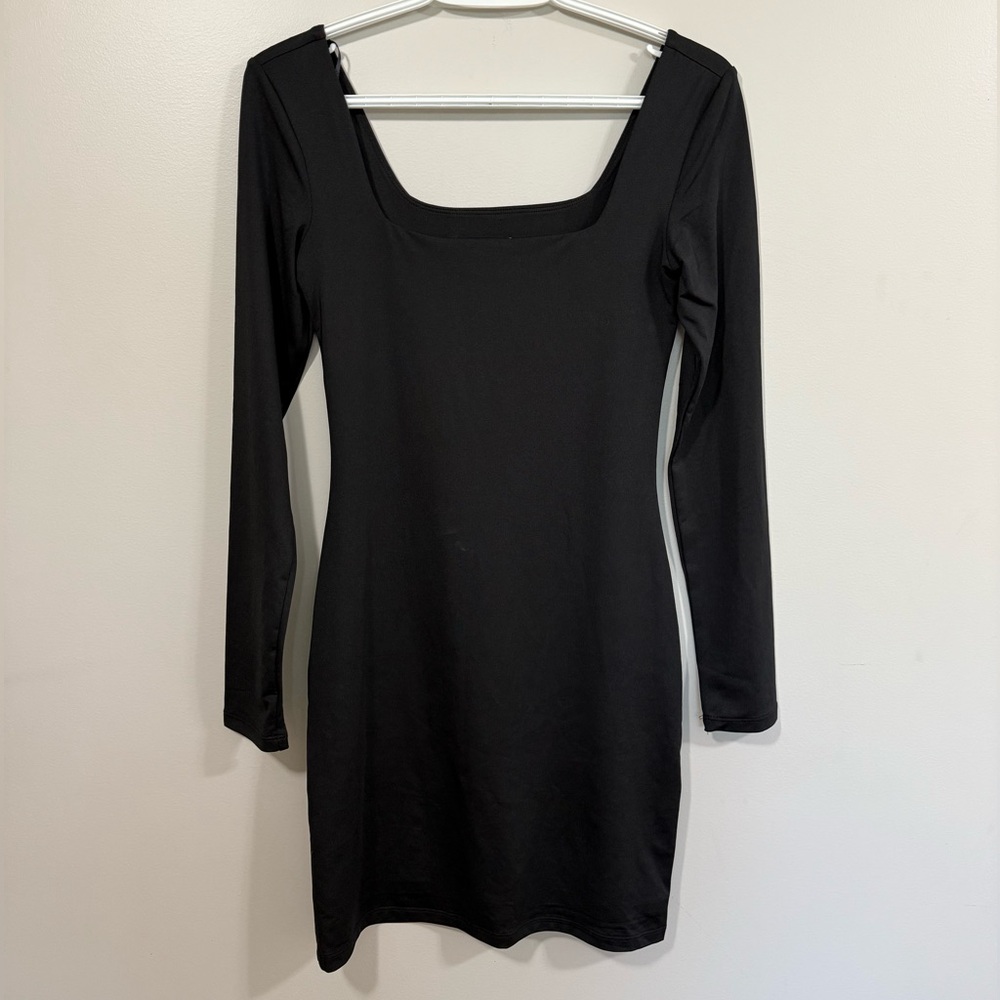💙Streetwear Society Black Contour Long Sleeve Dress